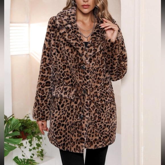 Luxe Faux Vegan Fur Leopard Print Oversized Coat Jacket - Picture 3 of 8